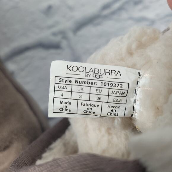 Koolaburra by Ugg Victoria Short Suede Boots with Bows size 4 - Picture 12 of 14